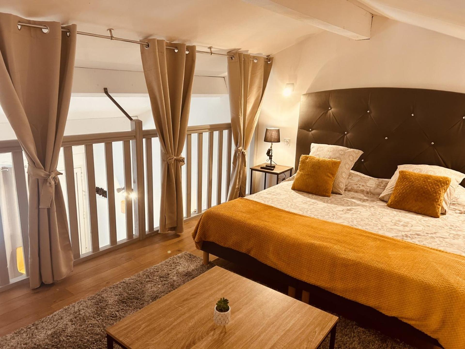 Le Paolo Appartement Deluxe Narbona Esterno foto