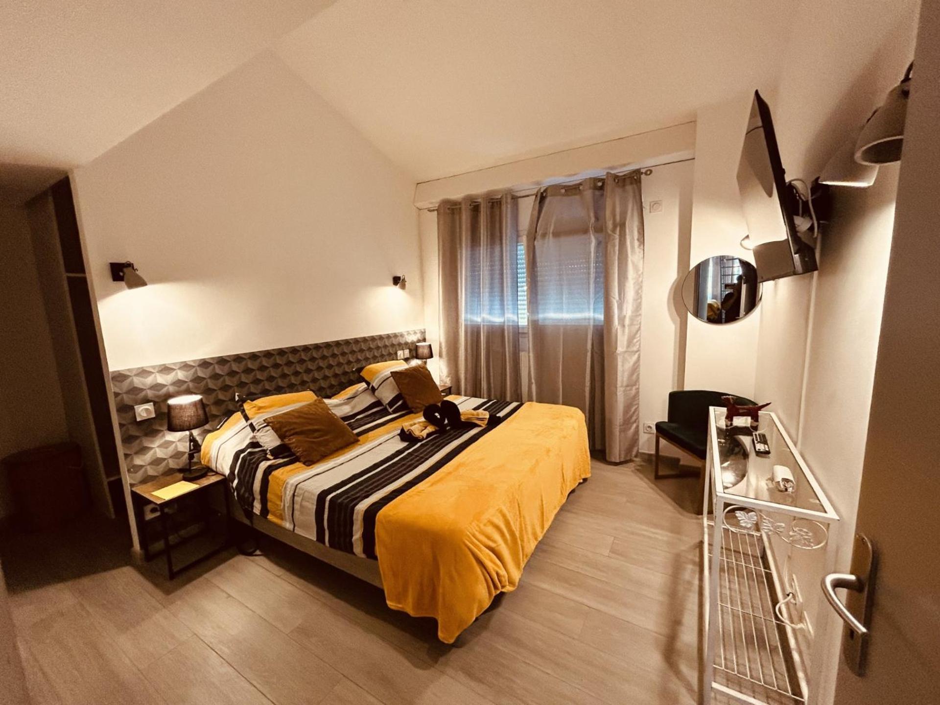 Le Paolo Appartement Deluxe Narbona Esterno foto